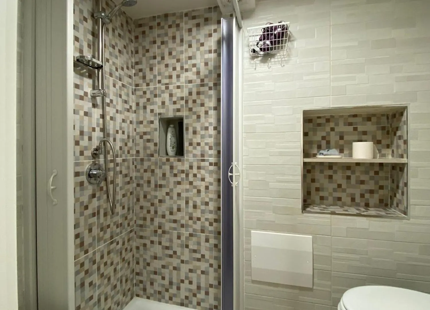 Deni Apartments Naples 0*,