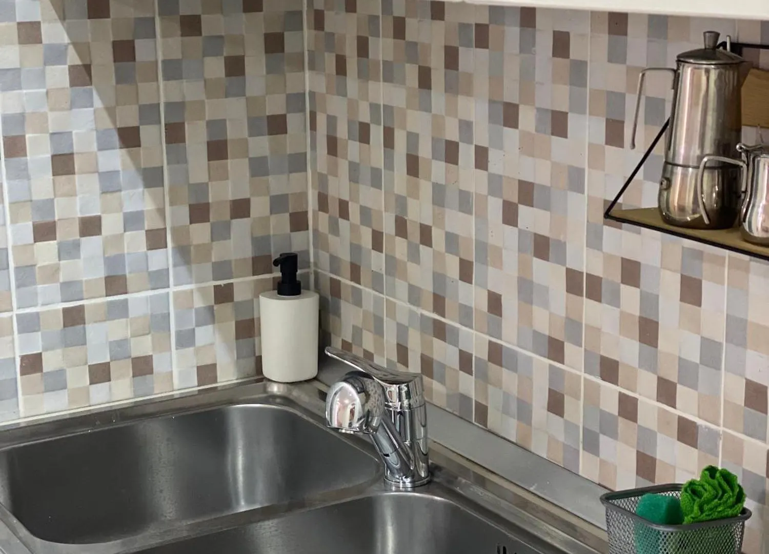 Deni Apartments Naples 0*,